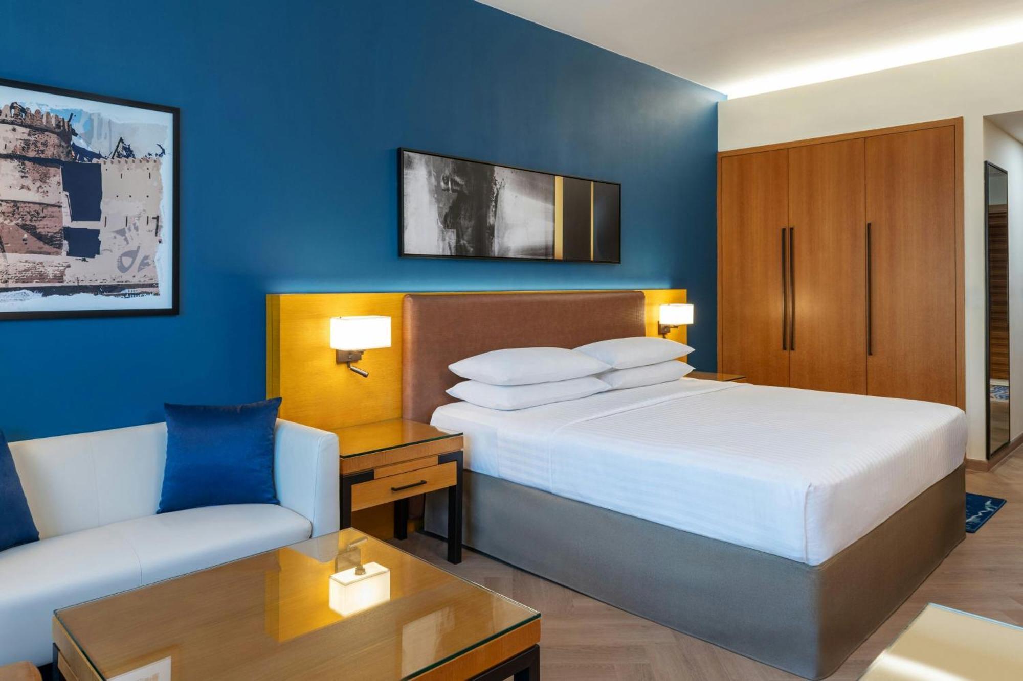 Superior King Room